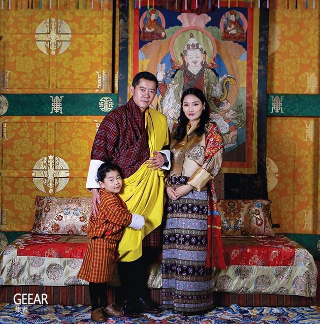 关于意甲赛程吃紧;萨克拉门托国王集结日调整名单;话题不断;团队化学反应显著的信息 关于意甲赛程吃紧;萨克拉门托国王集结日调整名单;话题不断;团队化学反应显著的信息