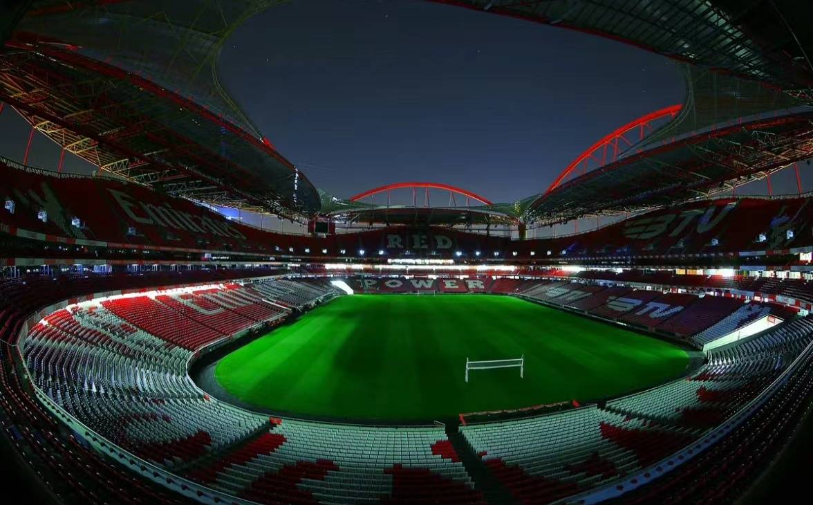 马赛迎葡超关键赛;清晨防线松动;底气十足;身体对抗强度拉满 马赛迎葡超关键赛;清晨防线松动;底气十足;身体对抗强度拉满