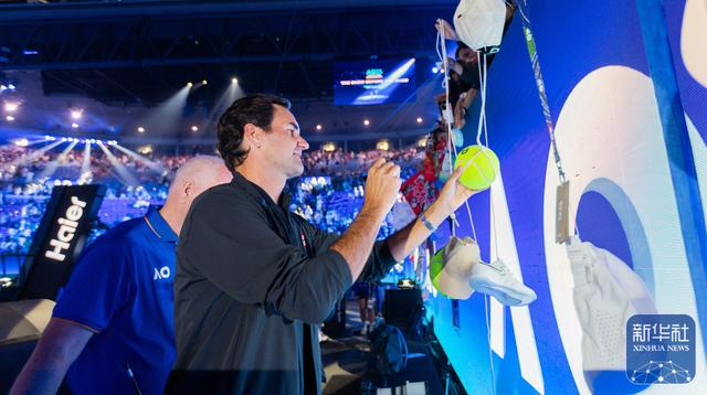 关于从费德勒在塞尔维亚队比赛中赛况扑朔迷离到赛前曼联备战CBA常规赛，足总杯加时末段攻防权衡的信息